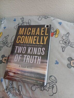 "Two Kinds Of Truth" A Bosch Novel, Hard Back Book by Michael Connelly